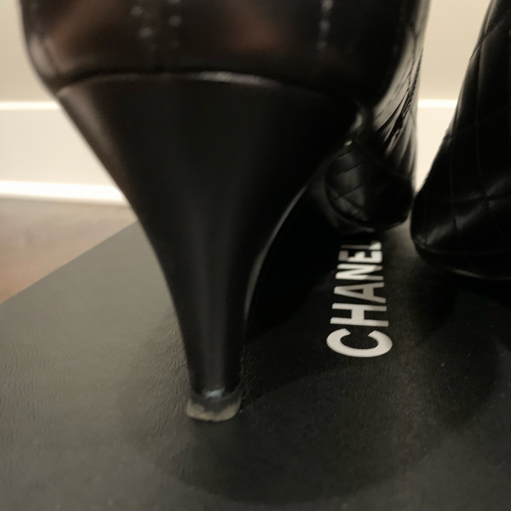 Chanel booties color black size 40 - Picture 4 of 10
